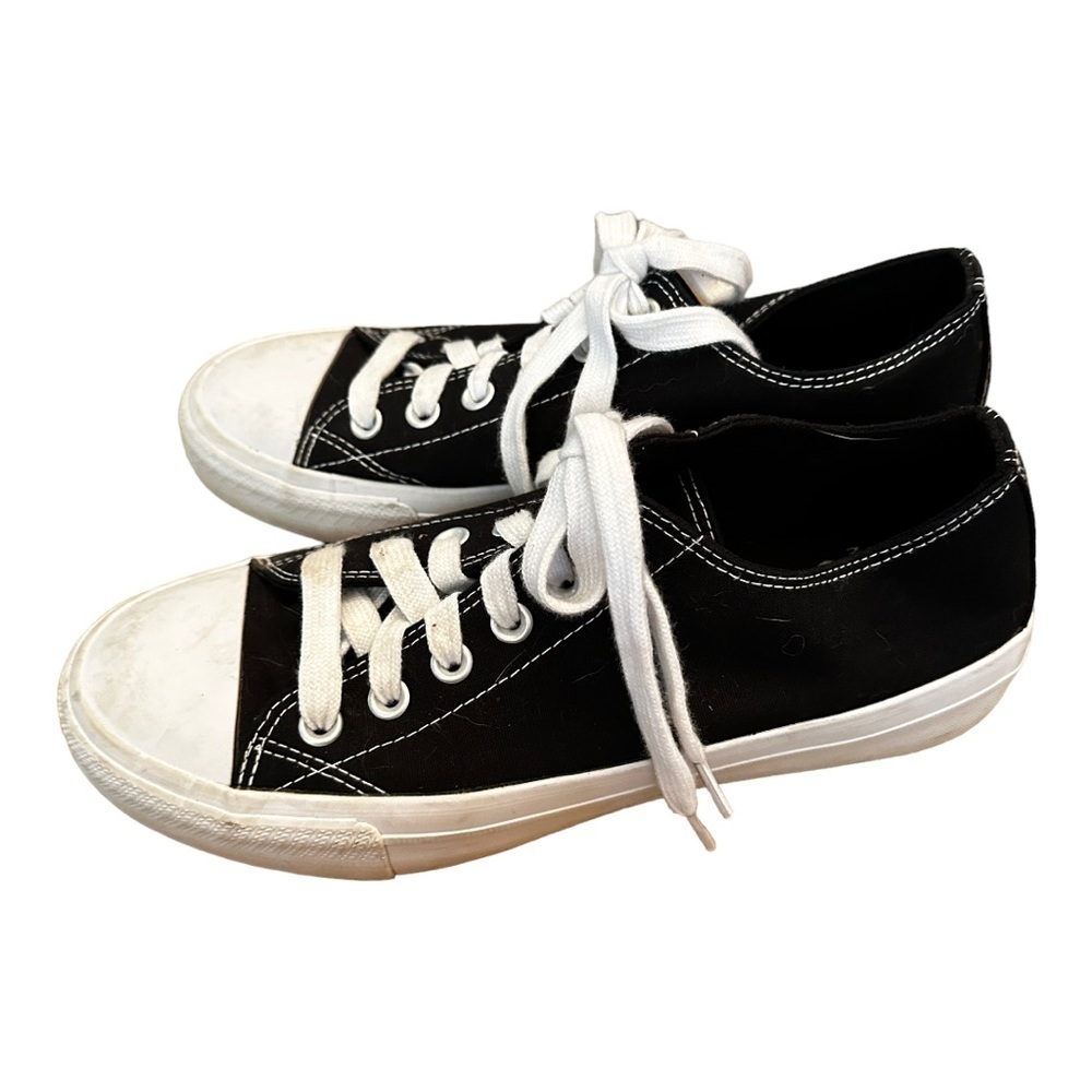 No Boundaries Memory Foam Athletic Shoes - Picture 3 of 7